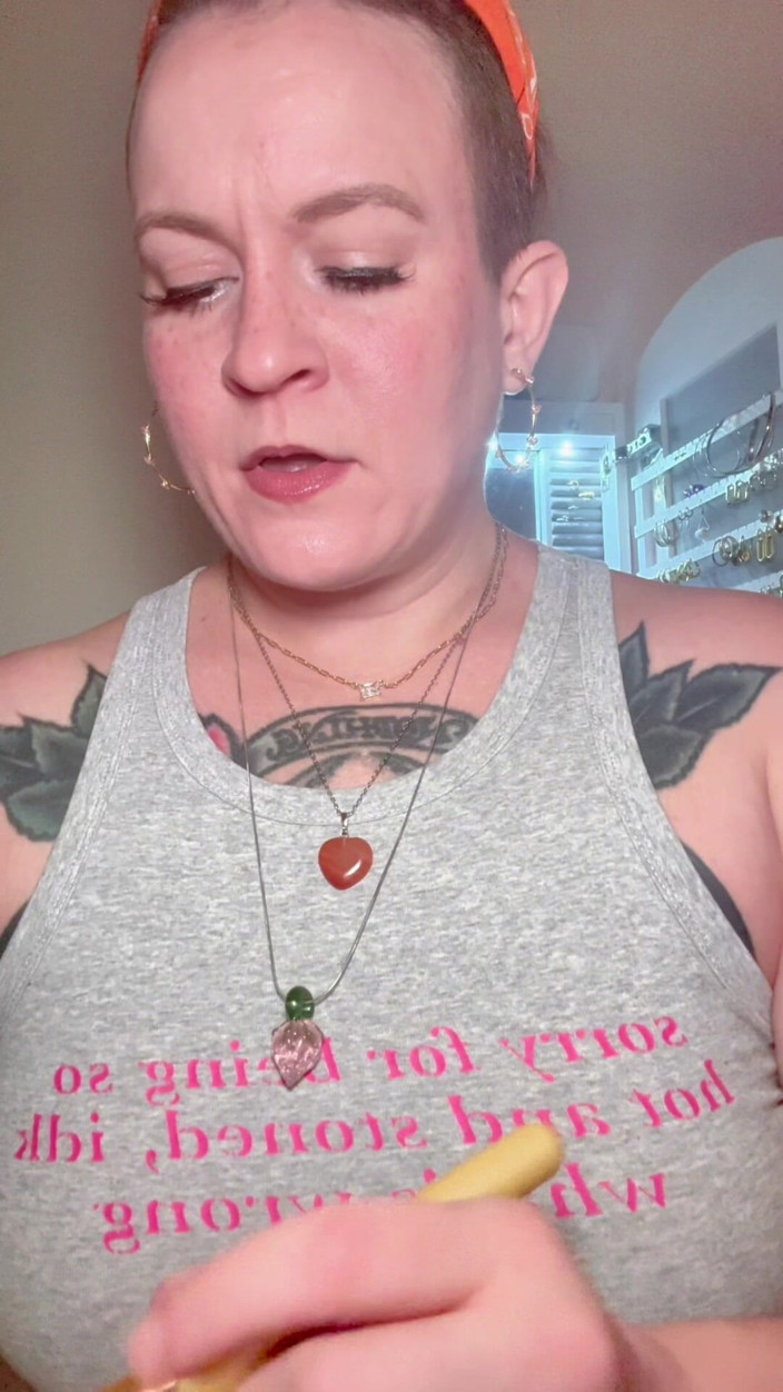 Quinn Marie: POV: Girlfriend Does Your Makeup for Date Night