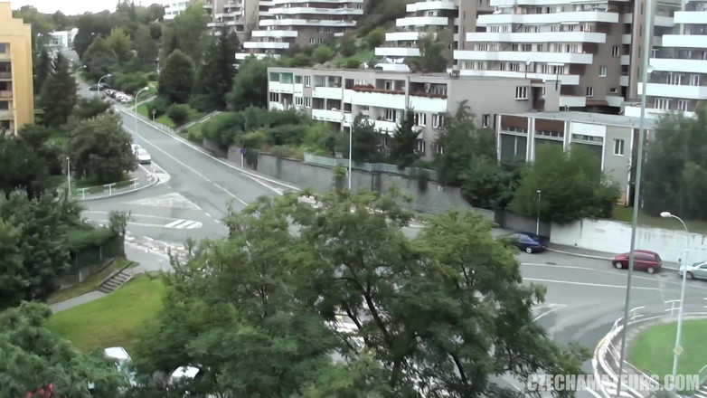 CzechAmateurs: Čeští amatéři 8 Kráska a péro