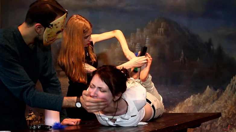 RF studio: एजेंट Anima के लिए बुरा दिन (कस्टम)