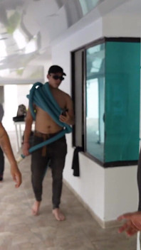Casting to Hire a Pool Boy Ends in Being Fucked Without a Condom