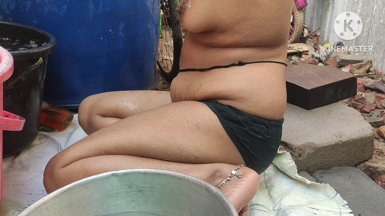 Anita yadav: Hintli evli kadın dışarıda seks yapıyor