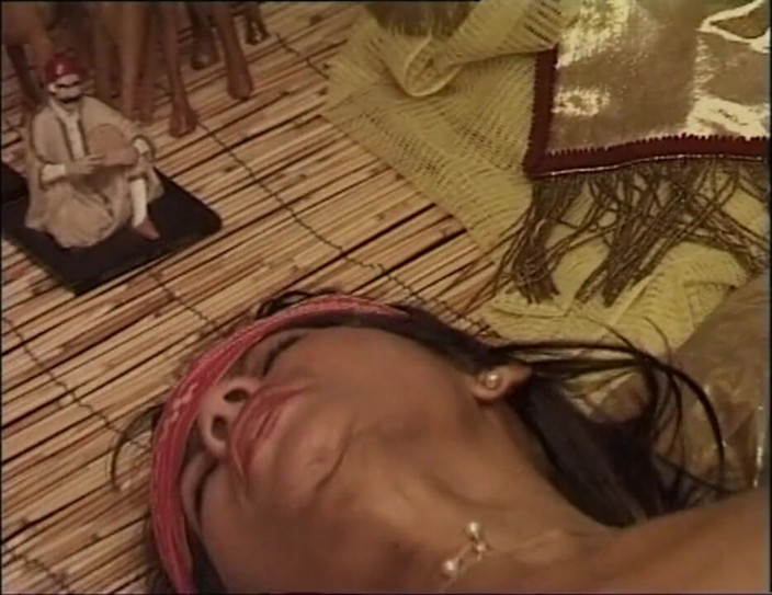 Old PIGS XXX: Lesbian orgasme tongkat besar ditembus di memek