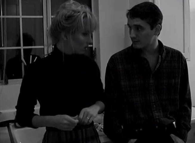 Analiscius: Perfect blonde babe asshole is loose