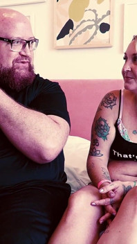 Vídeo de consentimento com urso grande