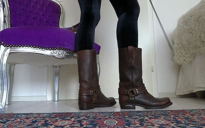 Lady Victoria Valente: Bakış açısı: kahverengi motorcu götlü taşak ezme