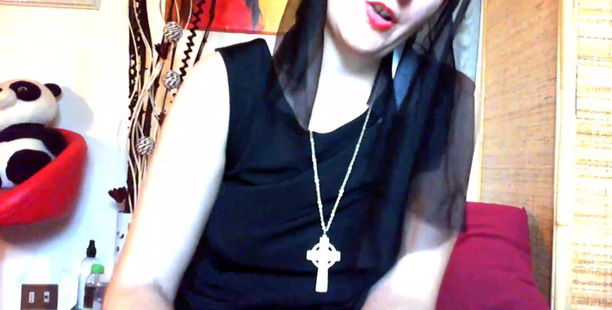 Nicoletta Embassi: Din smutsiga nunna vill be för dig