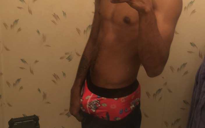 Heavy structure: Gimana tampilan cowok ini?