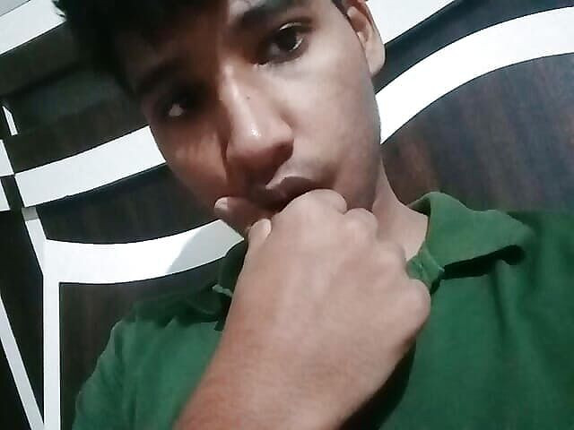 sexy_series: Fucking Handsom Boy Shown Sexy Body