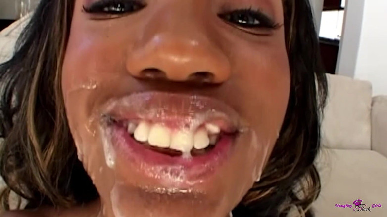 Naughty Black Girls: Ze heeft een anale affaire, maar ze eindigt in een...