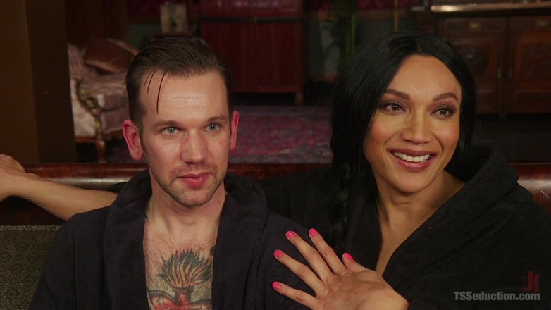 TS Seduction by Kink: Будинок особливий: Ясмін Лі пригощає буде хаос до жорсткого сюрпризу