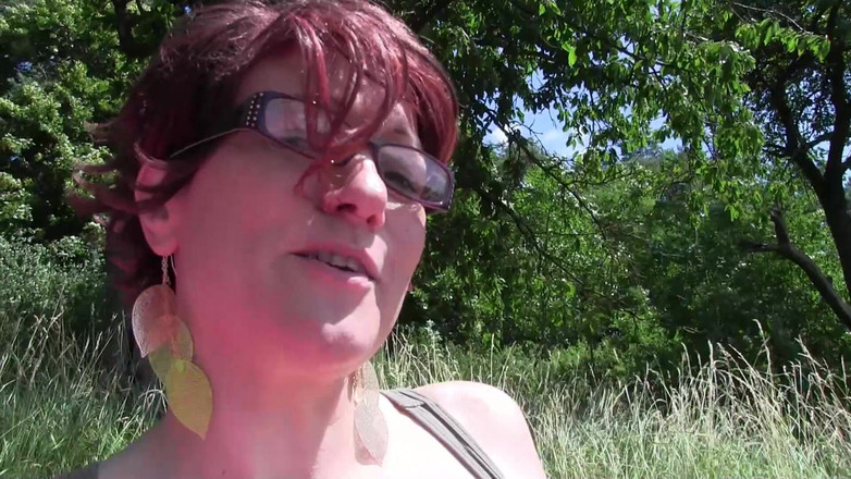 Popp Sylvie: Выебать на природу