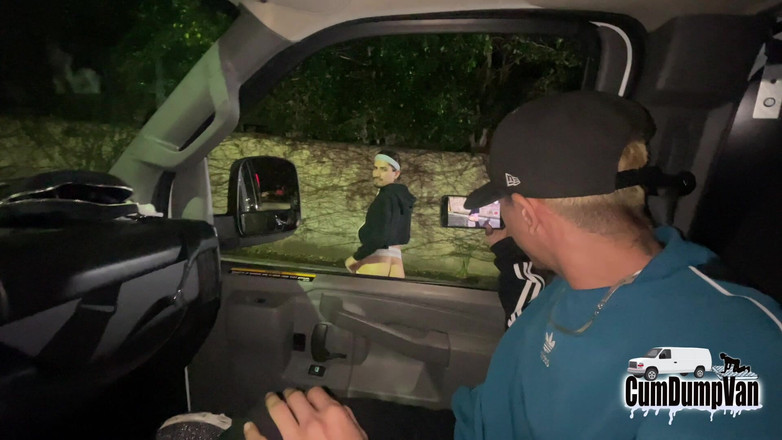 Cum Dump Van: Si jalang lapar zakar Mengambil Anon Pancutan tanpa kondom