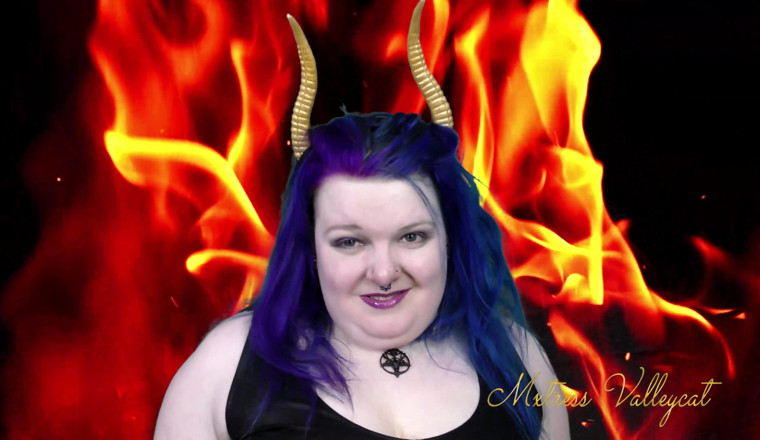 Mxtress Valleycat: Sell your soul to me