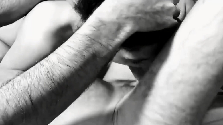 Akasha7: Senza pietà prendimi la testa e scopami forte la gola