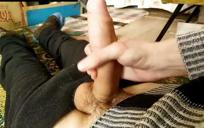 qaz11: Handjob pada kamera-33