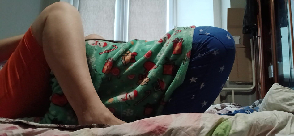 Lesbian-candys: 我喜欢嗅闻和舔老女人的阴户