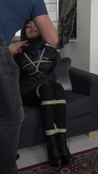 Luna Grey - bondage de doudoune, HD