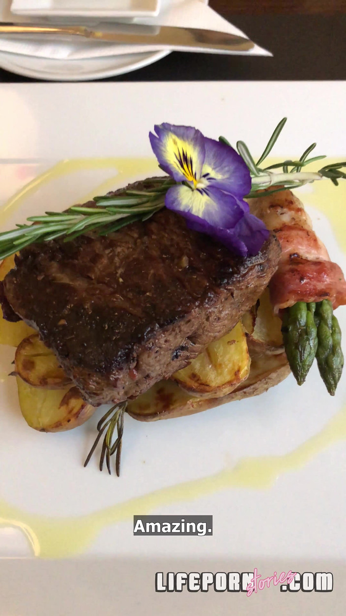 Life Porn Stories: 인생 포르노 이야기 9 - 3부 피트니스 베이비의 건강한 간식 - 자지와 정액