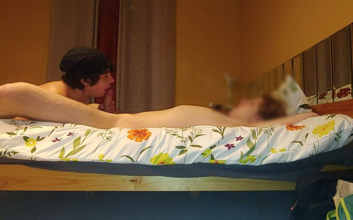 LeoTeenLatinos: ロシアのストレートの学生が初めて私とゲイセックスをしました - 「クリーガー」