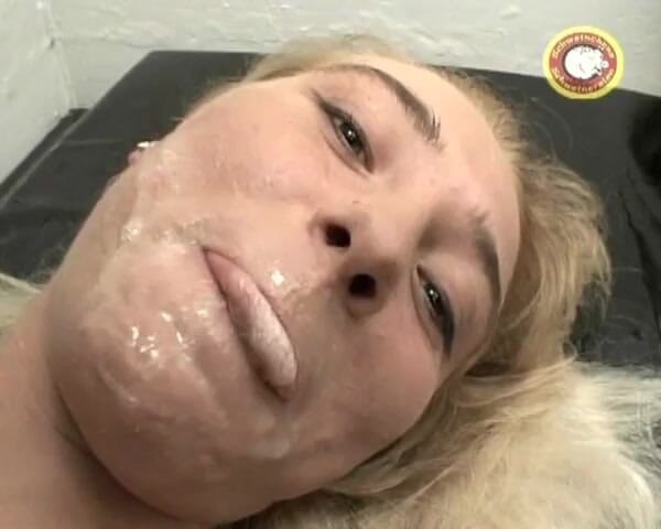 Deutsche Frauen: Top-class Blonde German Teen Gangbanged Hard