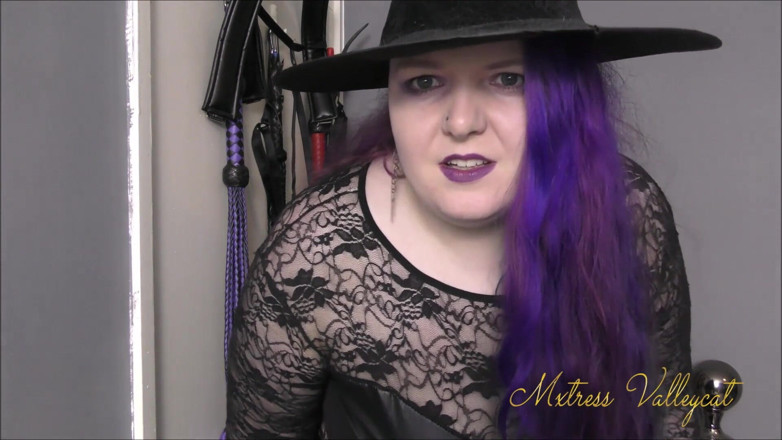 Mxtress Valleycat: Magically enhanced cunt busting