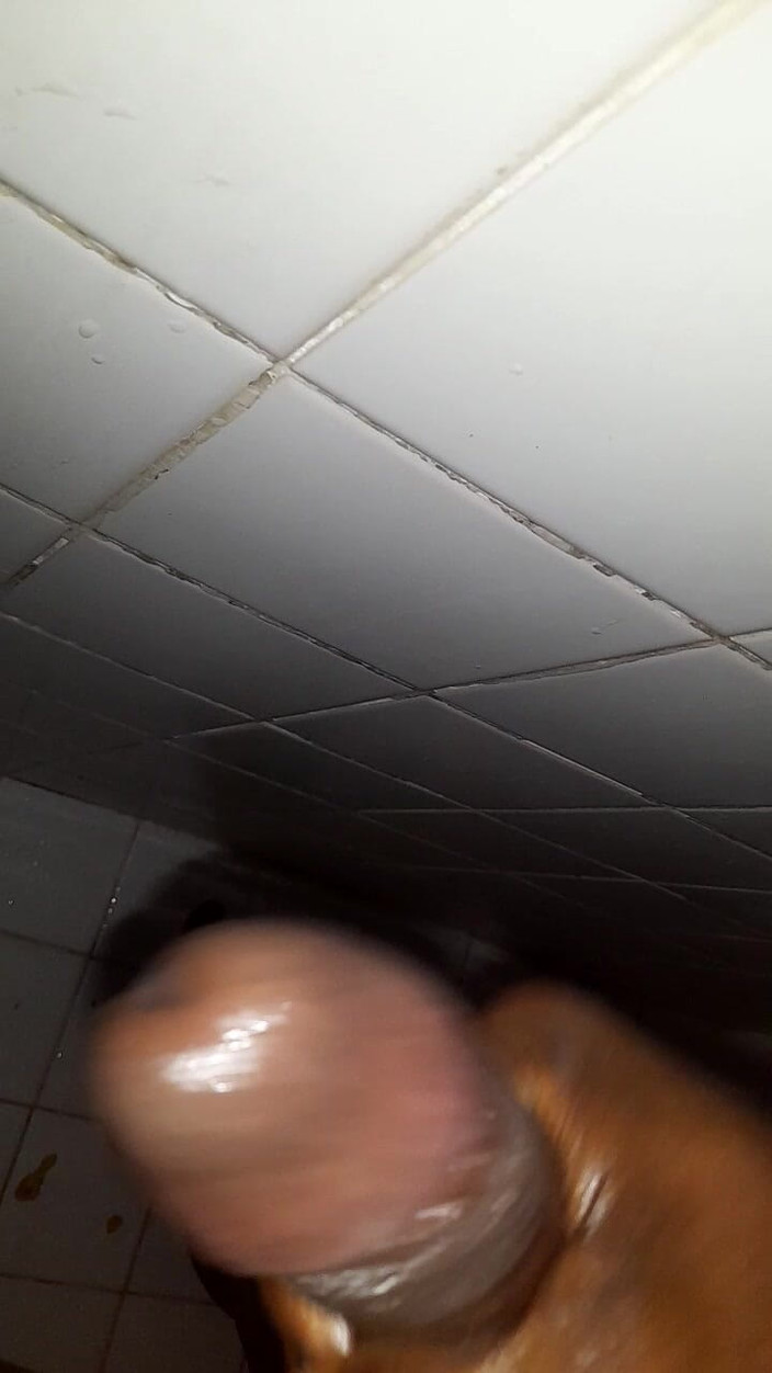 Black guy: Masturbare s9 E5