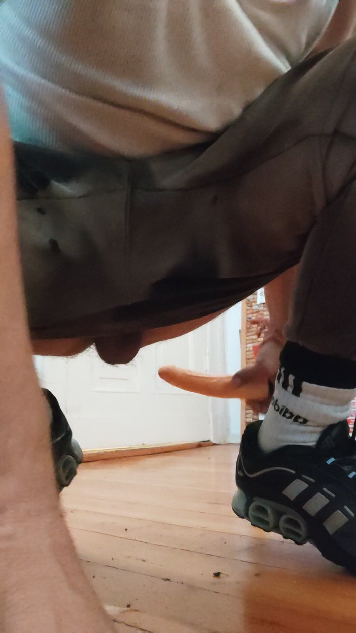 SmokedAlloy2: Gioco anale. Arrapata a casa