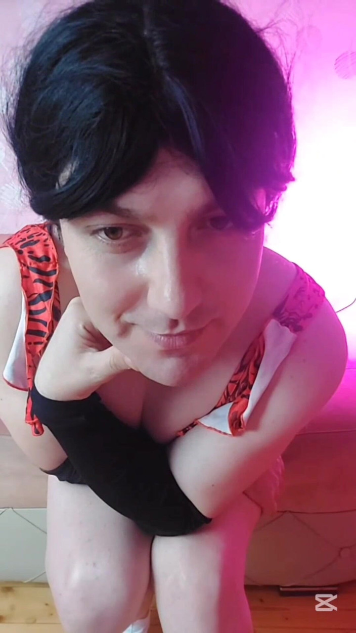 Kitty_Cross: Vampire Sexy Cute Feminine Boy