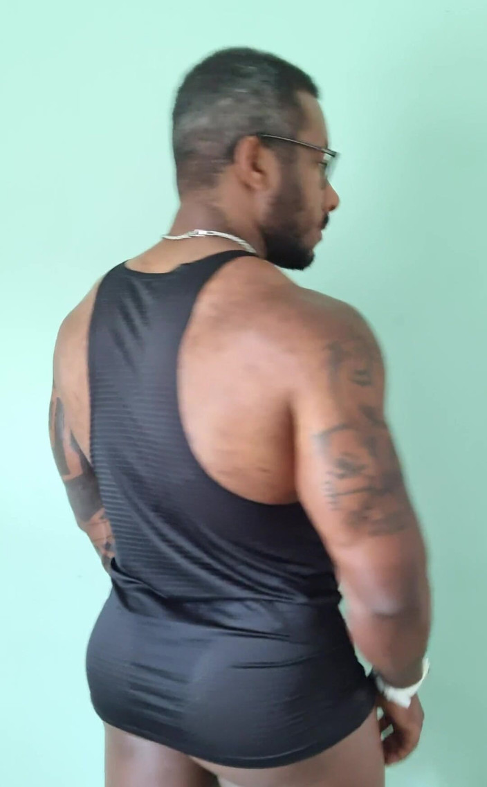 Amadeus: Amadeus Mode homem musculoso