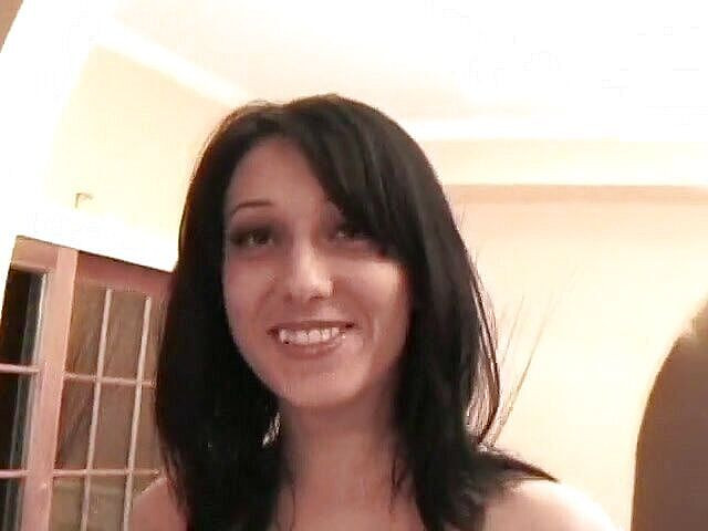 Size Matters: Beelden achter de schermen van hete babes in actie