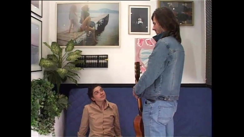 69 Italian District: 汚いMILFのためのホットなペニス(フルポルノ映画)