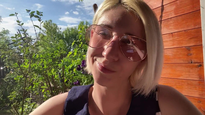 Cuteblonde666: Smoking outside showing my hairy pussy