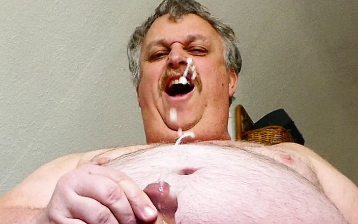 Biwixxxer: 흑인 대물 자지에게 따먹히는 거유녀