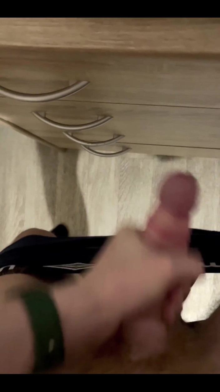 Johnny69227: Sexy 18letá Twink Ničí Jeho Ptáka. Hardcore a Intenzivní Masturbace a...