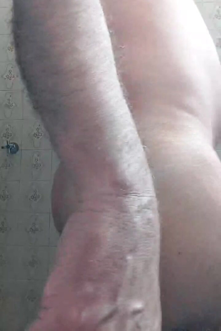 Ladysilvas: Ladysilva aku pengen banget pantatku dientot sama kontol besar