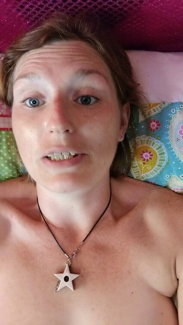 A Very Quick and Very Wet Wank with Plenty of Squirting and More Squirting and Then Some More (Rachel Wrigglers)