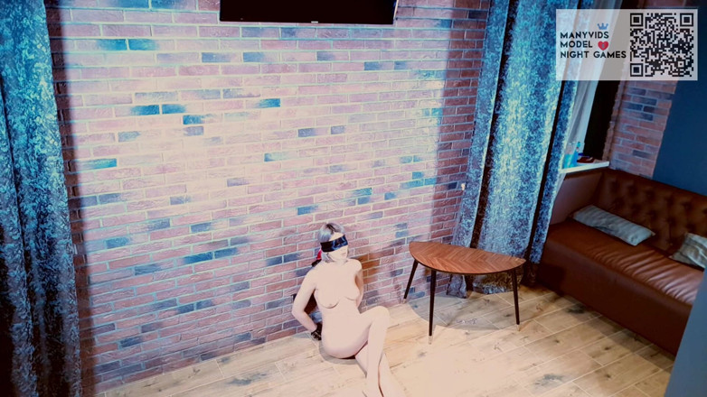 Night Games: Spanking submissive bitch