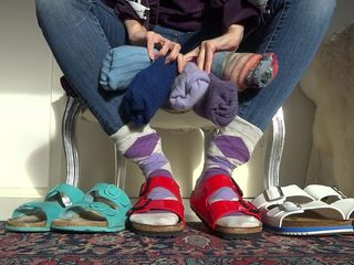 Lady Victoria Valente: Socks and slippers show: cum on socks feet