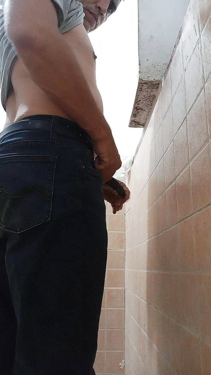 White ass: Mi encantador culo necesita polla