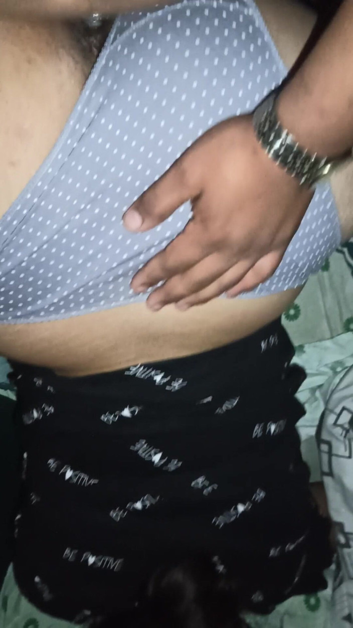 Eatrella j: Šukám svoji nevlastní dceru