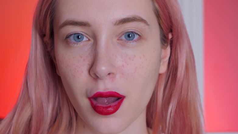 Loly Nebel Studio: Worship My Face, Tiny Toy