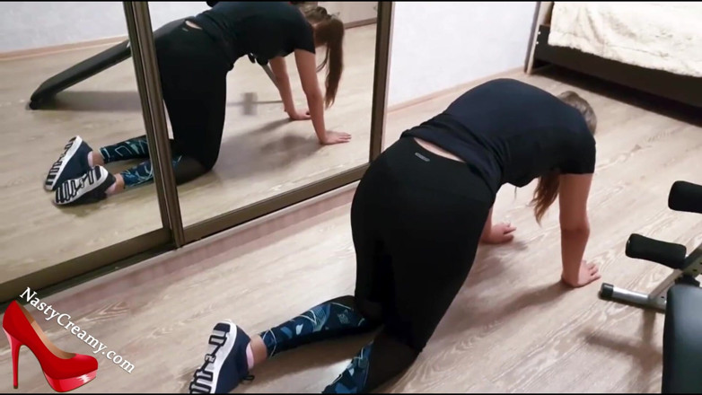 Nasty Creamy: Fitness babe big butt suck and hard doggystyle in workout