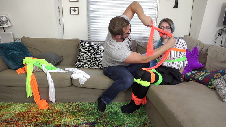 Restricting Ropes: Luna Grey - prof d’université à domicile, bondage