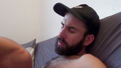 Gaybareback: Mathias von araber im jockstrap mit XXL schwanz benutzt