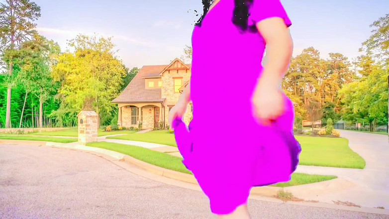 Kitty_Cross: 遊び心のある女装者が誘惑的に動いてあなたの目を引く