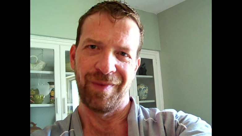 Hairyartist: Otevřený župan od chlupaté kundičky