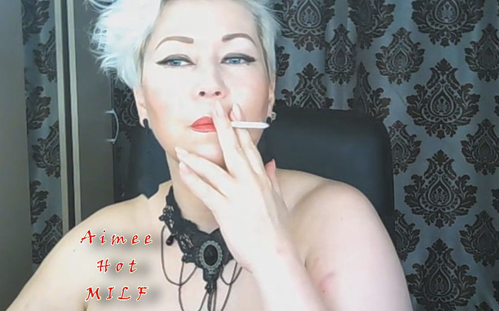 AimeeParadise: Aimee MILF panas - kehangatan jiwa saya... (video rasmi).