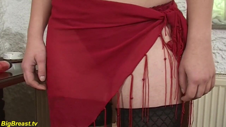 Big Breast: Teen mit monster-möpsen masturbiert
