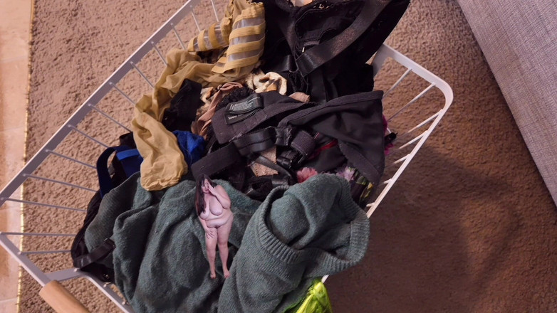 cutejayne: Super-eroul Mare Și Țâțoasă Shrunken Ejaculează În Misiune