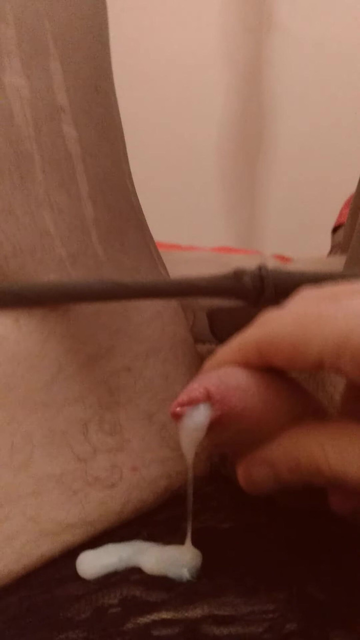 Cindy Belfast: Chorros de mariquita enchufado en medias